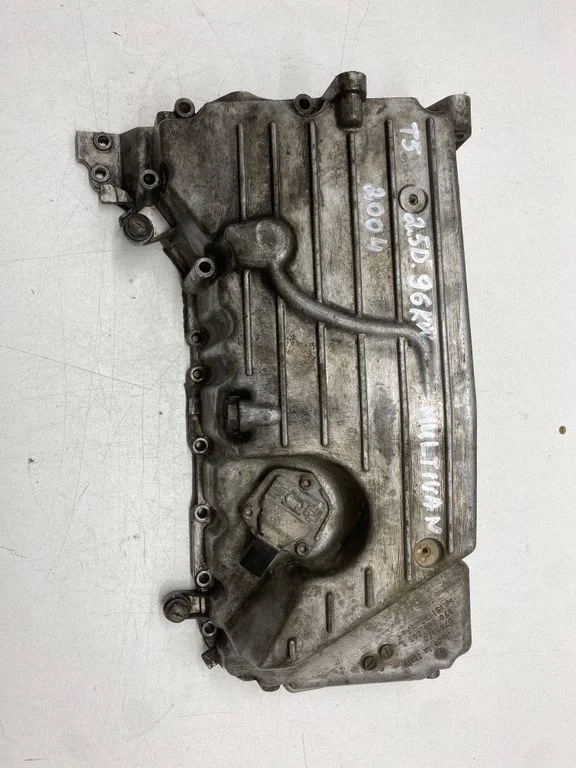 Oil sump – Volkswagen Multivan T5 (2003-2015)