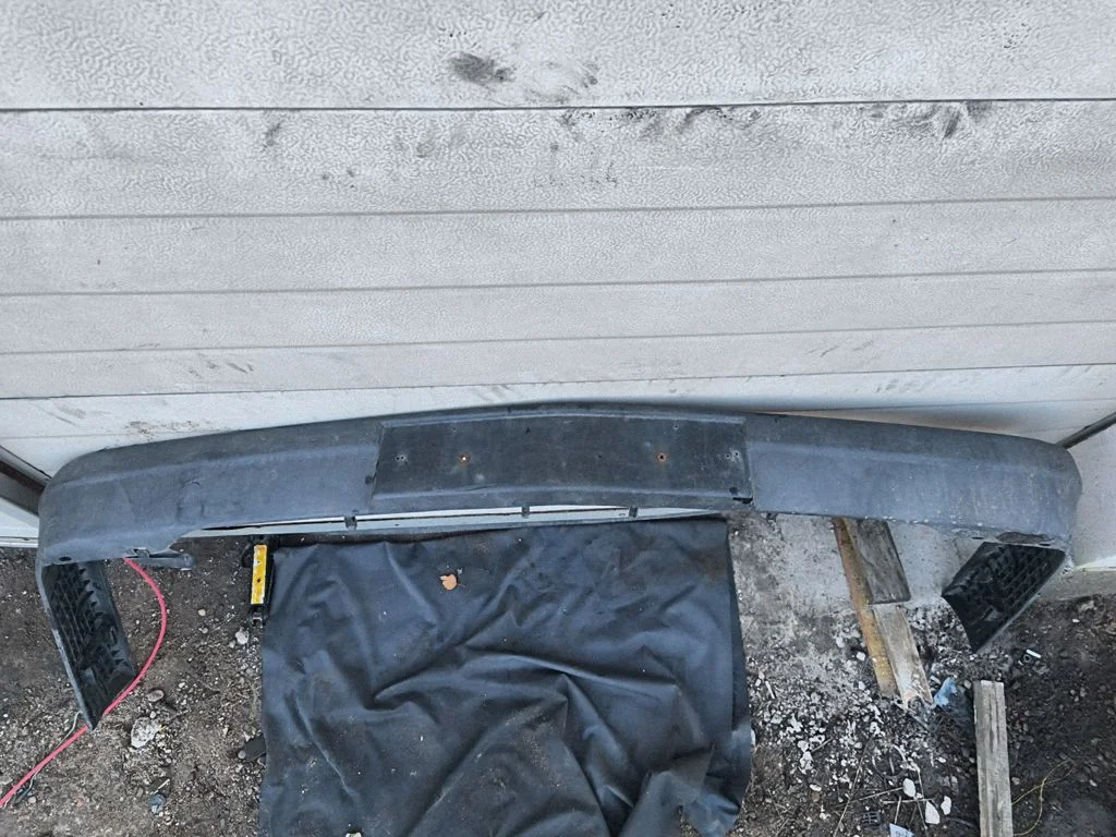 Front bumper 443807105 – Audi 100 200 5000 C3 (1982-1991)