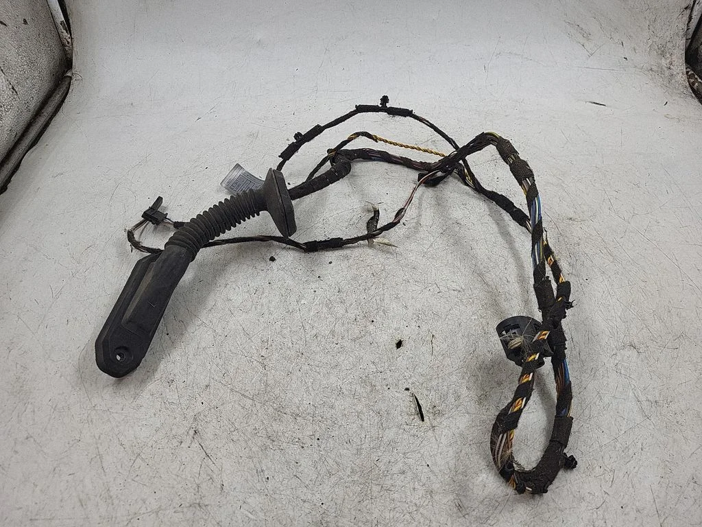 Rear door wiring loom – BMW 3 Series E90 E91 (2005-2012)