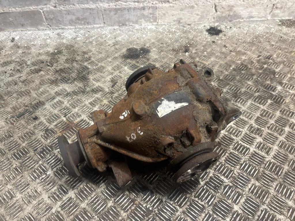 Rear differential – BMW 3 Series E46 (1998-2005)