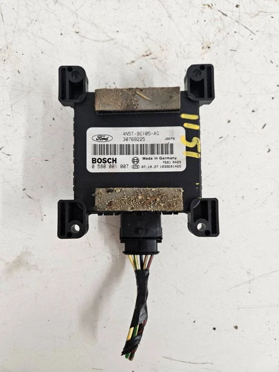 Fuel injection pump control unit/module – Volvo S40, V40 (1995-2004)
