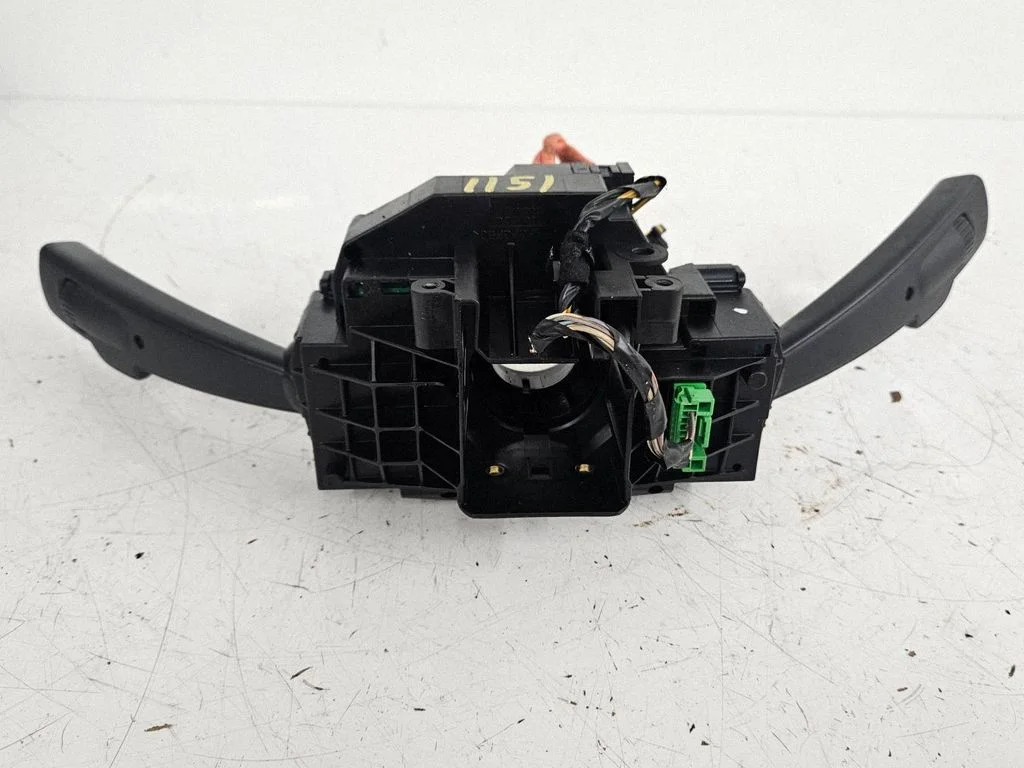 Wiper turn signal indicator stalk/switch 17D7747