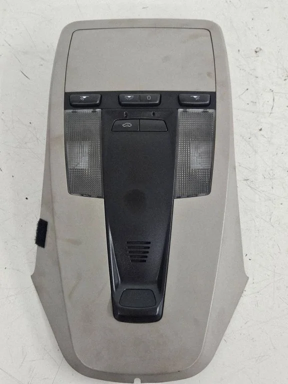 Front seat light – Volvo S40, V40 (1995-2004)