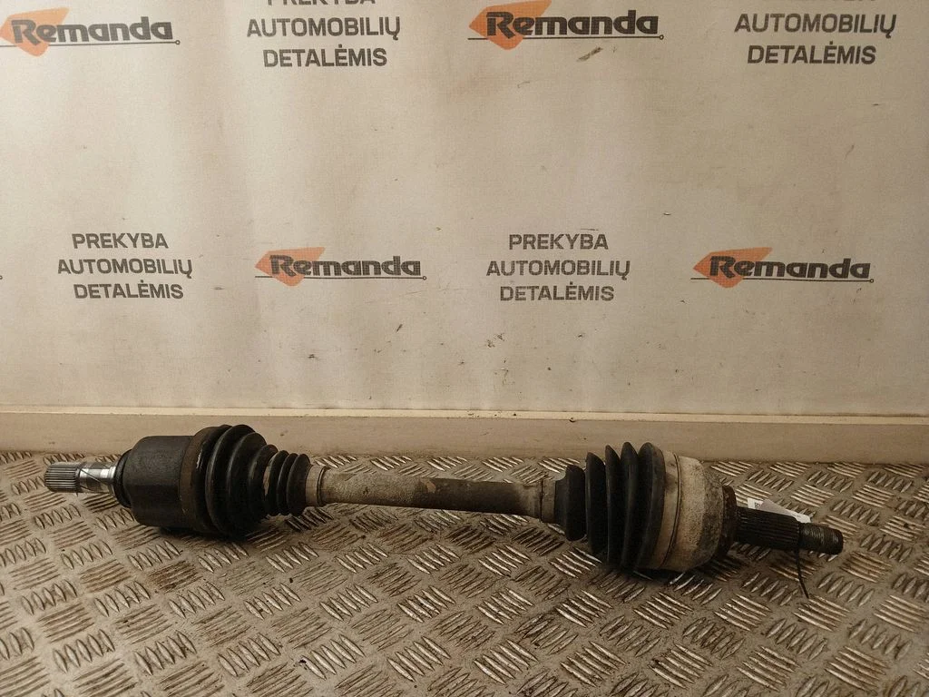 Front driveshaft – front left