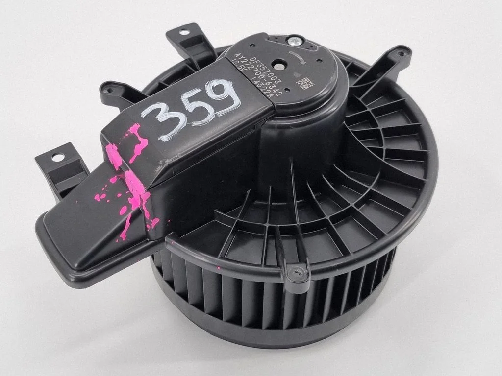 Heater fan/blower DF357003