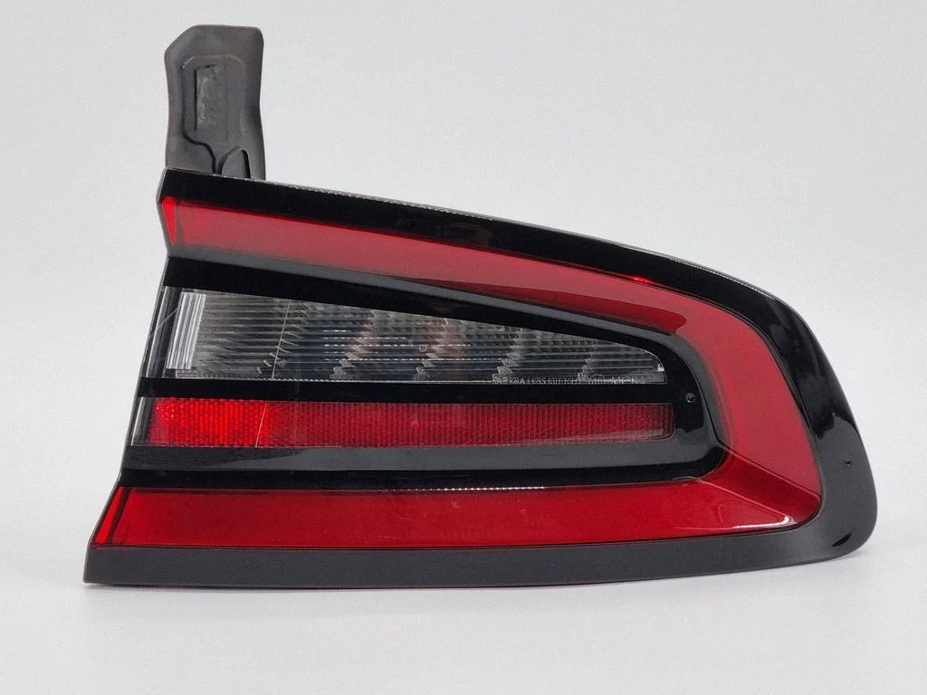 Rear/tail lights P68213144AD