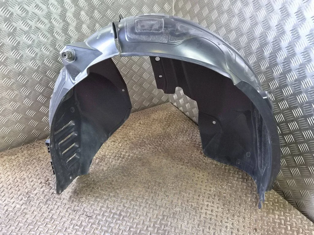 Rear arch fender liner splash guards 68477158AA
