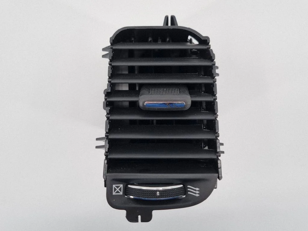 Dash center air vent grill L0202803DX9AC
