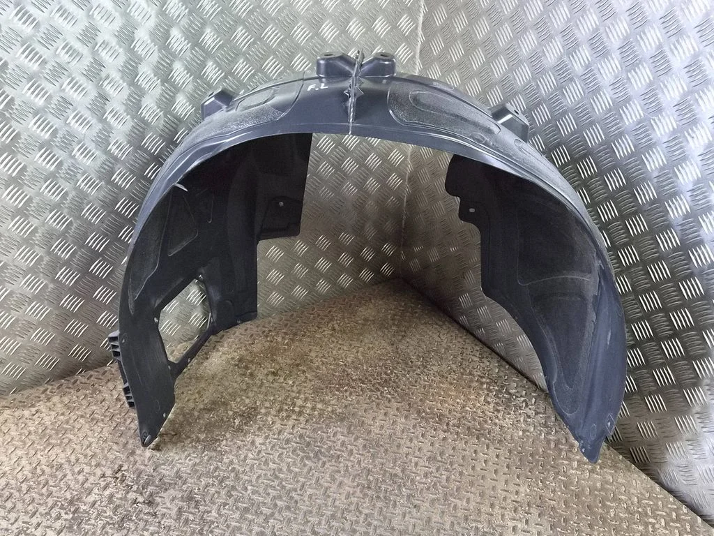 Front wheel arch liner splash guards 68477157AB
