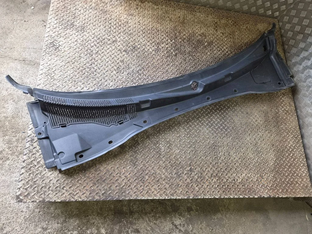 Wiper trim 57010314AI