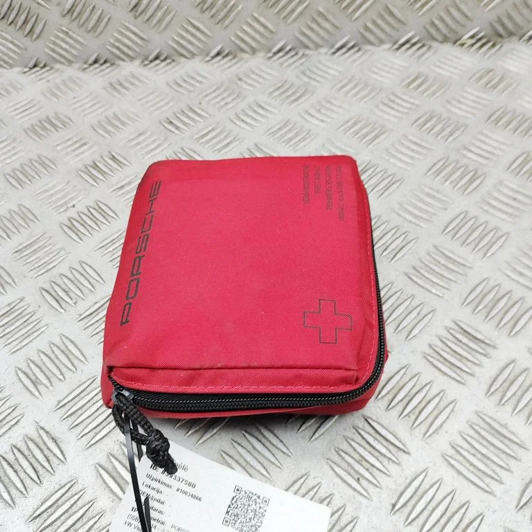 First aid kit 00072204100
