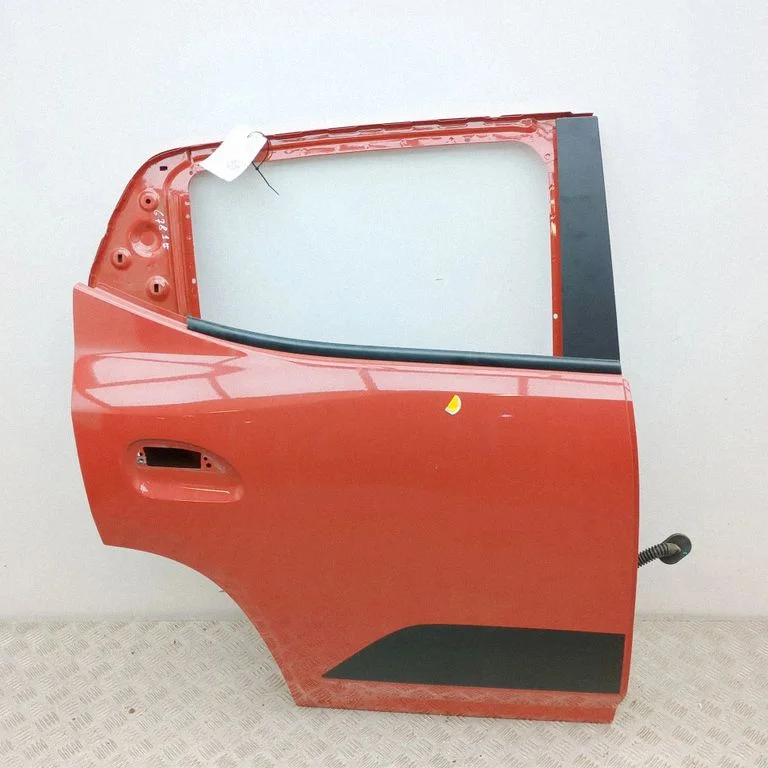 Rear door 821003557R