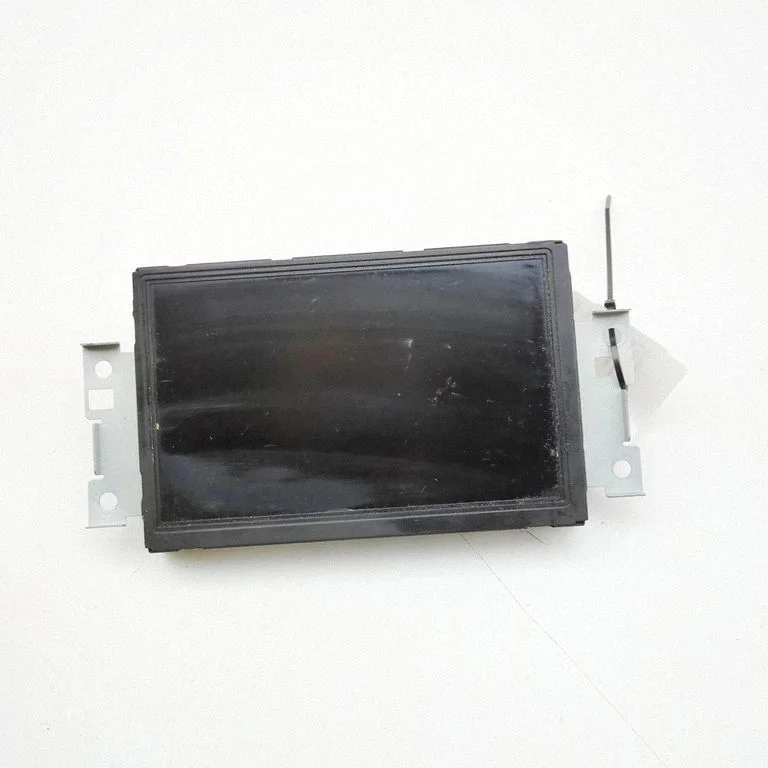 Screen/display/small screen – Volvo S60 (2014-2018)
