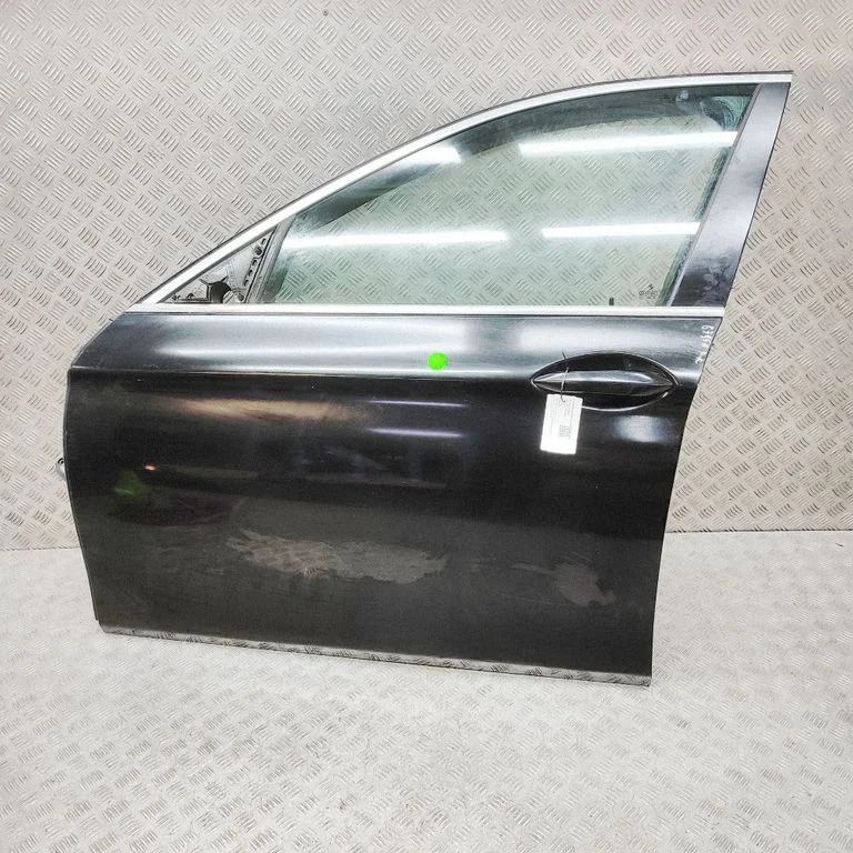 Priekšējās durvis – BMW 5. sērija F10 F11 (2009-2016)