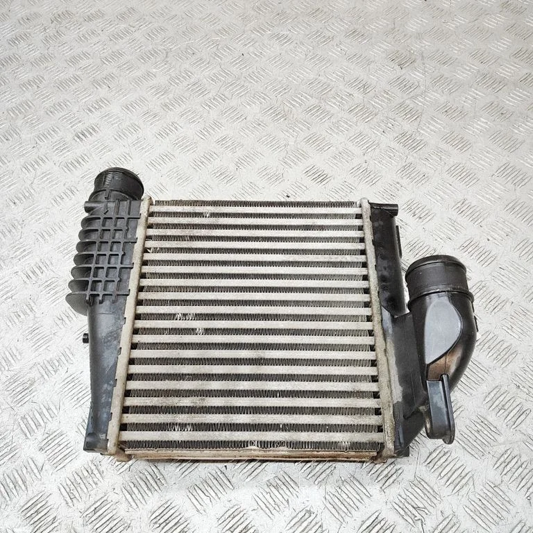 Vahejahuti radiaator – Peugeot Partner III (2018-)