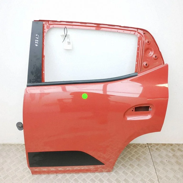 Rear door 821014837R