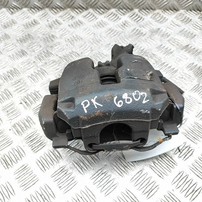 Front brake caliper 1651754680