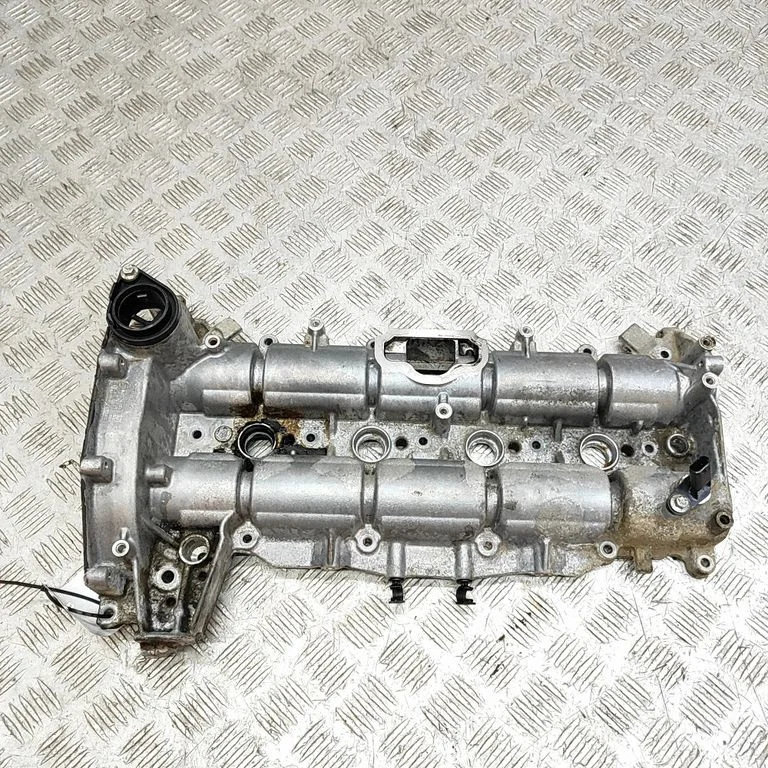 Klapikaas HG9Q6E262