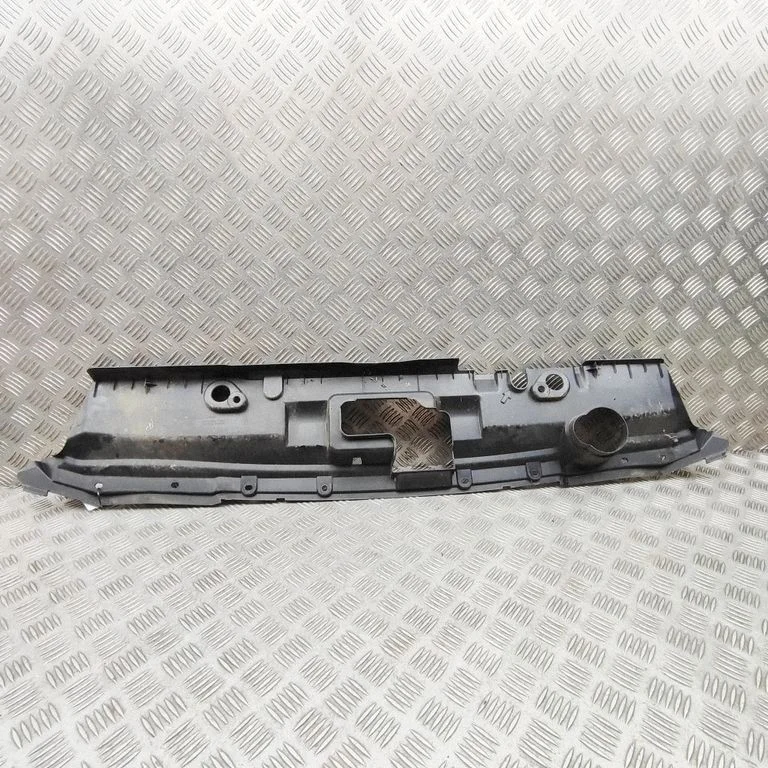 Radiator trim 623225SK0A