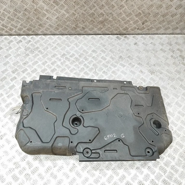 Center/middle under tray cover 9809532180