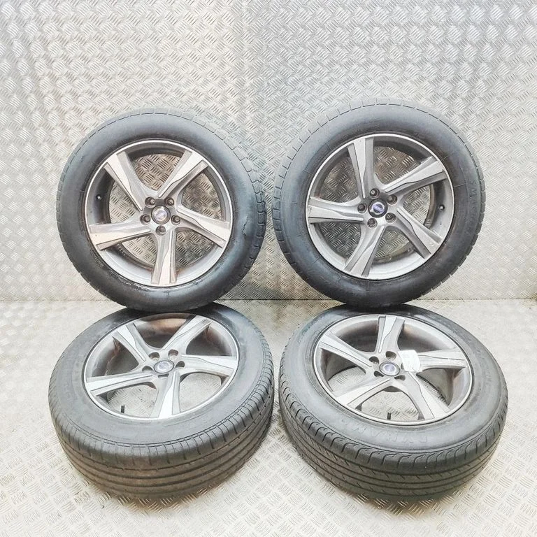 R18 valuvelg (-veljed) 31362188