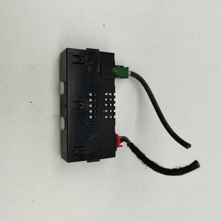 USB ligzda 657035736A