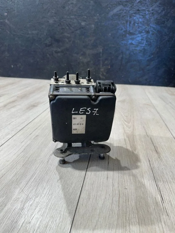 ABS block – Mercedes-Benz E-Class W211 (2002-2009)