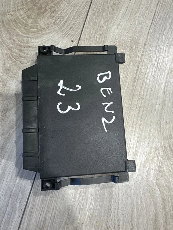 Parking PDC control unit/module – Mercedes-Benz E-Class W211 (2002-2009)