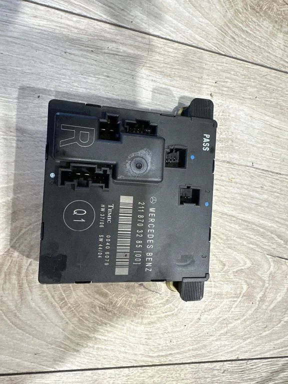 Door control unit/module 2118703285