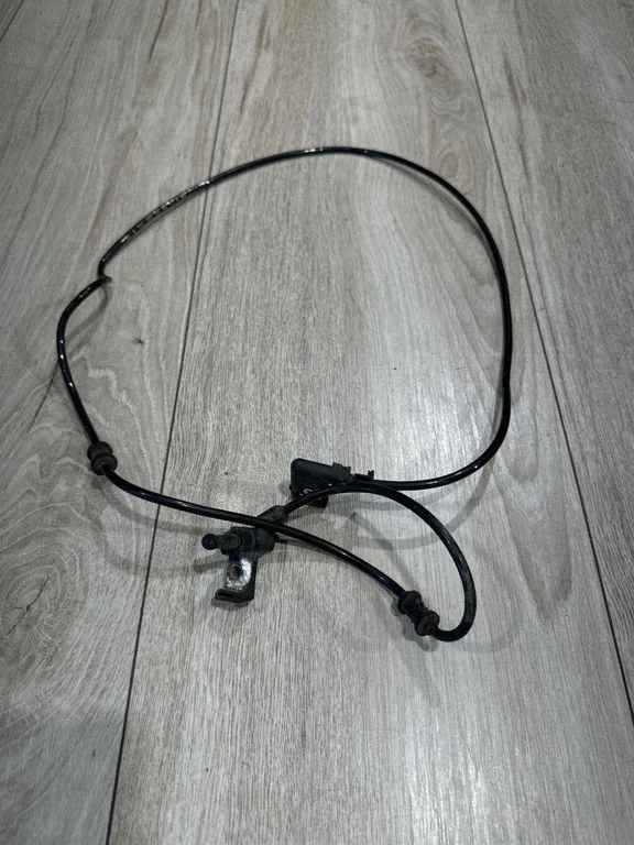 Rear ABS sensor wiring – Mercedes-Benz E-Class W211 (2002-2009)