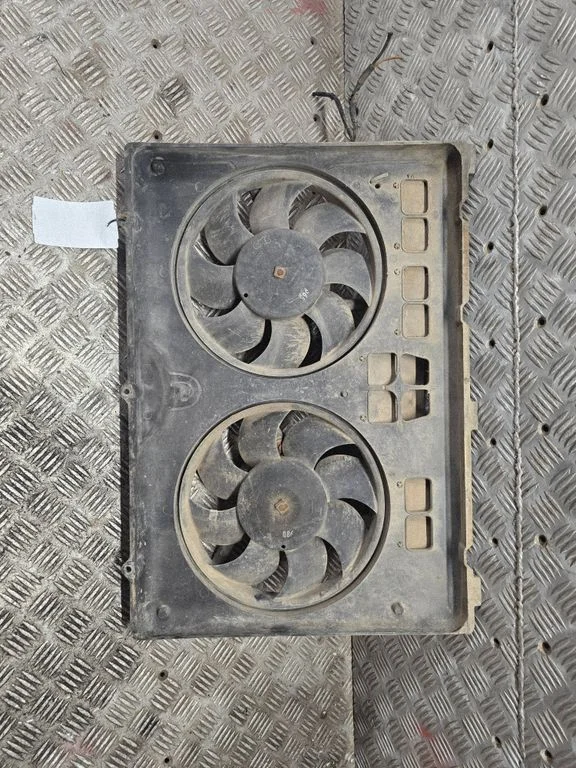 Wentylator chłodnicy elektryczny 4A0121207H