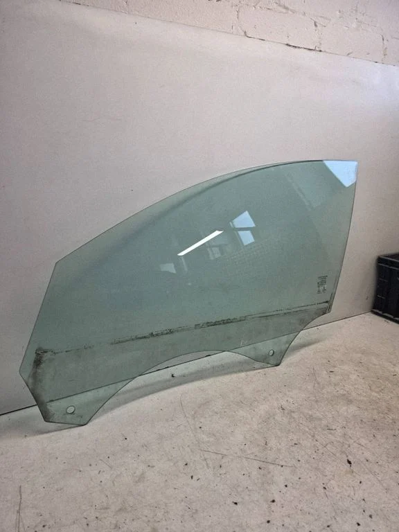 Front door window glass four-door – Jaguar XF X260 (2015-)