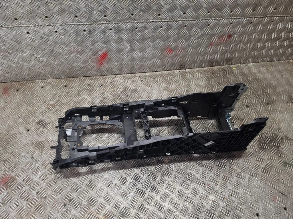 Other center console (tunnel) element 1234