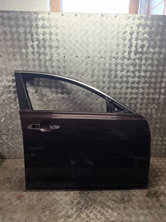 Esiuks – Jaguar XF X260 (2015-)
