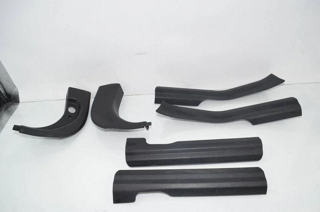 Front sill trim cover 9138915