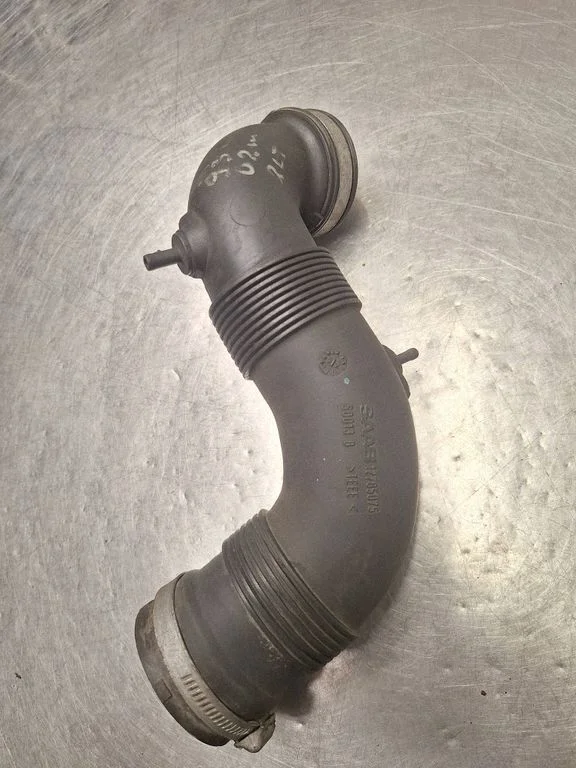 Rura dolotowa turbosprężarki – Saab 9-3 Ver2 (2003-2007)