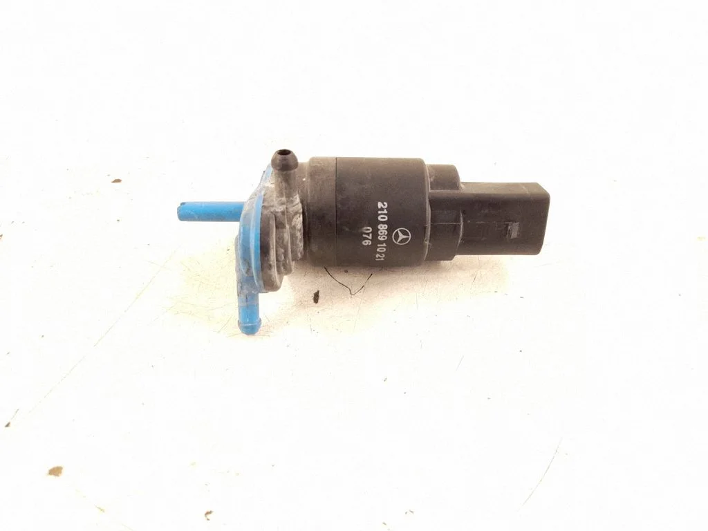 Windshield washer spray nozzle – Mercedes-Benz A-Class W169 (2004-2012)