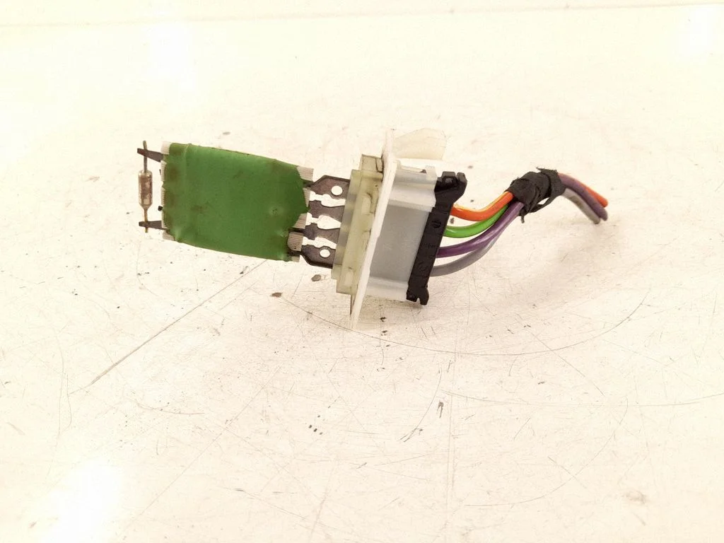 Heater blower fan relay – Mercedes-Benz A-Class W169 (2004-2012)