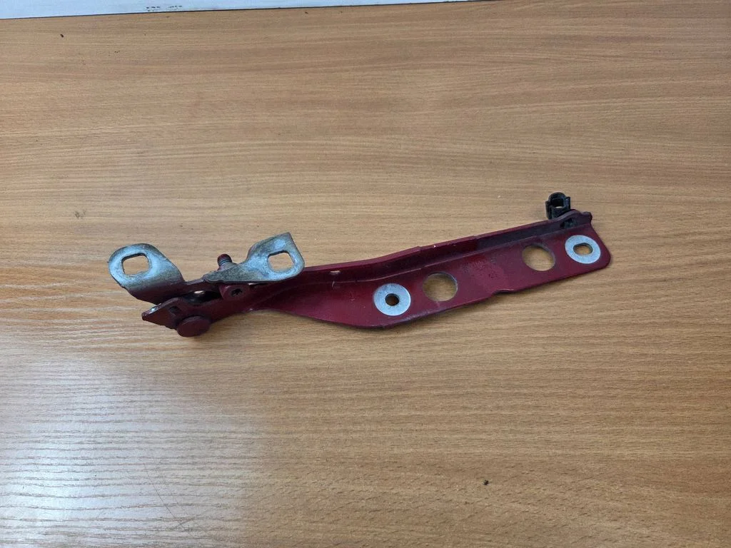Engine bonnet/hood hinges 9676115080
