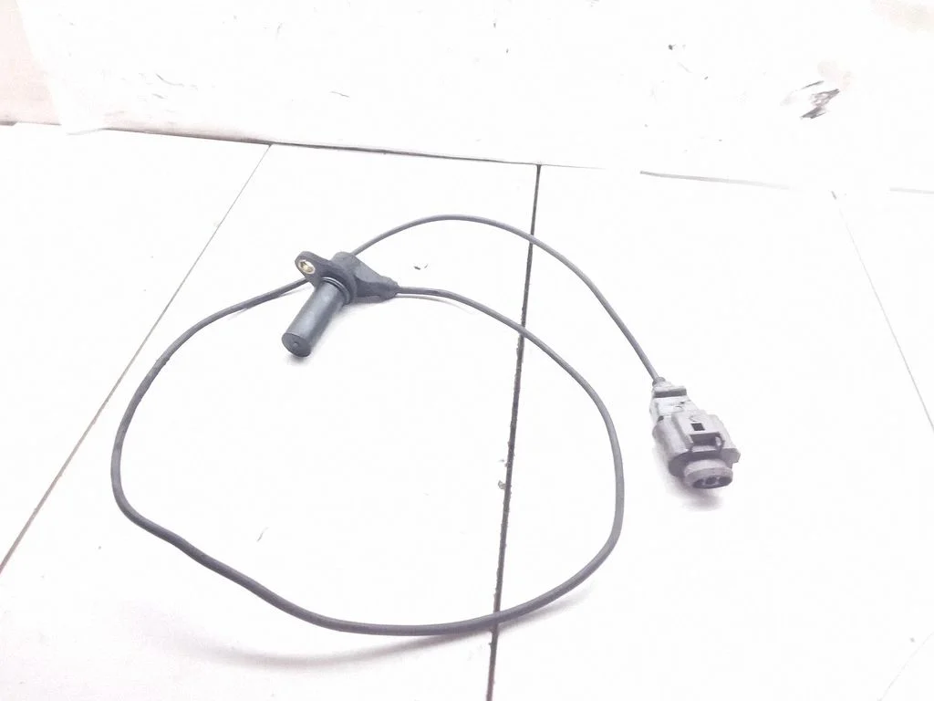 Crankshaft position sensor – Volkswagen Passat B5.5 (2001-2005)