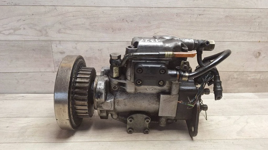 Fuel injection high pressure pump – Volvo S80 (1999-2003)