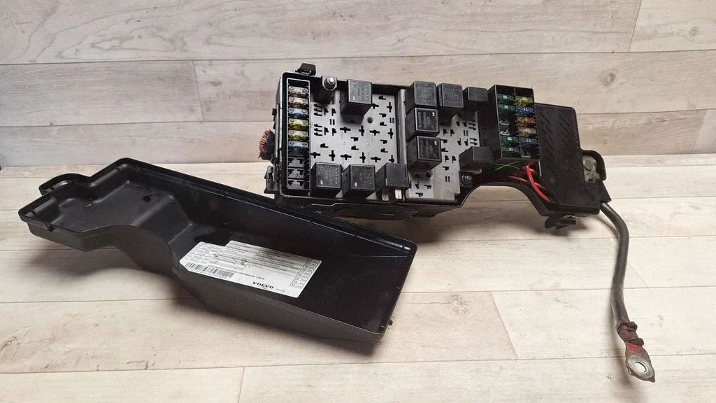 Fuse module 9336079