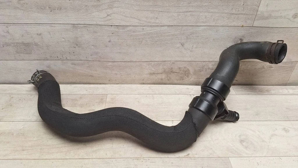 Engine coolant pipe/hose 9681779480