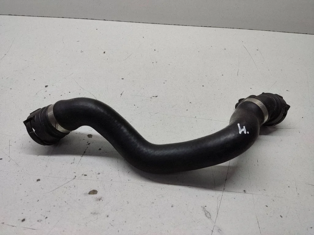 Engine coolant pipe/hose 7789718