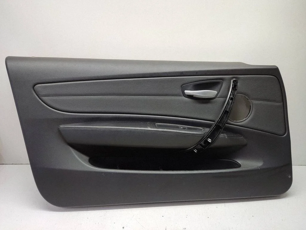 Eesmiste uste sisevooder – BMW 1-seeria E82 E88 (2007-2014)