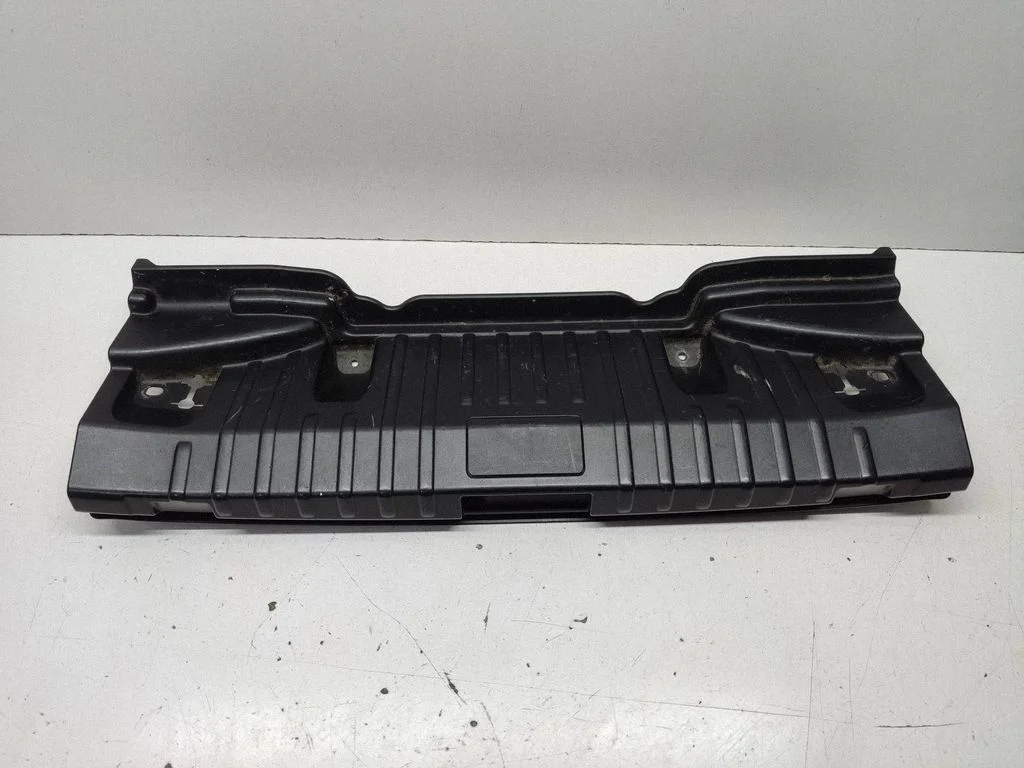 Trunk/boot sill cover protection – BMW 1 Series E82 E88 (2007-2014)