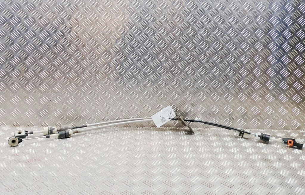 Pārnesumu pārslēgšanas trose KK2R7E395HC