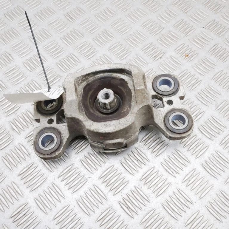 Engine mount bracket – Volvo S60 (2014-2018)