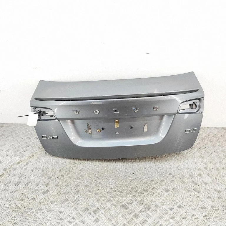 Aizmugurējais vāks (bagāžnieka) 31395582