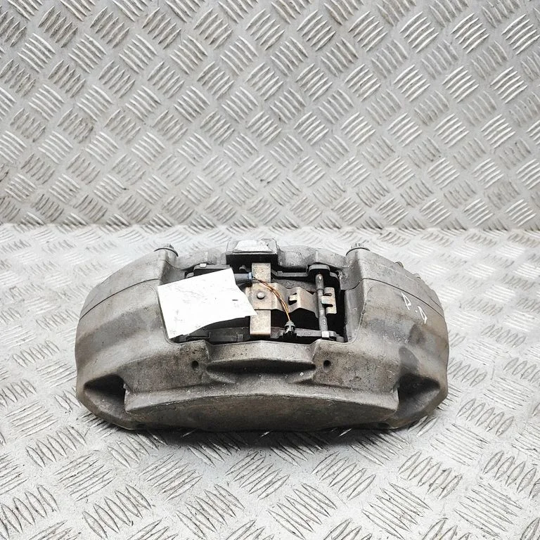 Priekšējais bremžu suports – Mercedes-Benz GLC klase C253 (2016-)